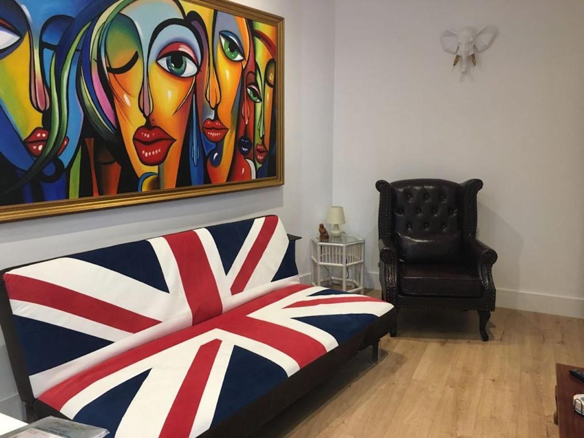 Ferienwohnung Bagshot Pennyhill Camberley Ascot Luxury 2 Beds 1 Bath Sleeps 4 Pets Ok Permit Parking Exterior foto